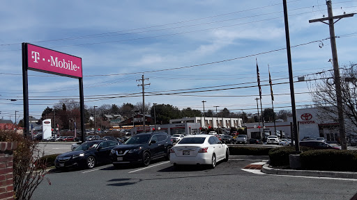 Cell Phone Store «T-Mobile», reviews and photos, 8010 Belair Rd, Nottingham, MD 21236, USA