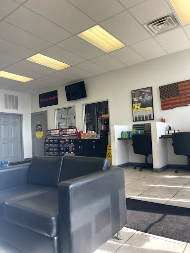 Auto Repair Shop «Meineke Car Care Center», reviews and photos, 290 Curry Hollow Rd, Pleasant Hills, PA 15236, USA