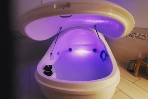 True REST Float Spa image