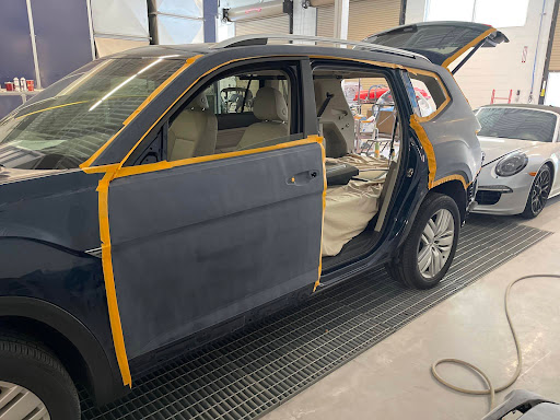 Car Repair and Maintenance «Dimmitt Automotive Group - Luxury & Exotic Pre-Owned Cars», reviews and photos, 3333 Gandy Blvd u, Pinellas Park, FL 33781, USA