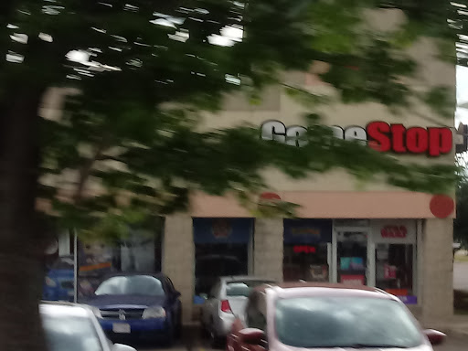GameStop, 3490 Hudson Dr, Stow, OH 44224, USA, 