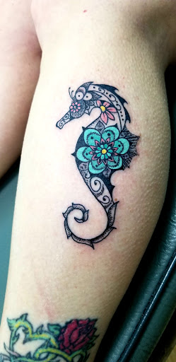 Tattoo Shop «Ft Myers Beach Tattoo Studios», reviews and photos, 1901 Estero Blvd, Fort Myers Beach, FL 33931, USA