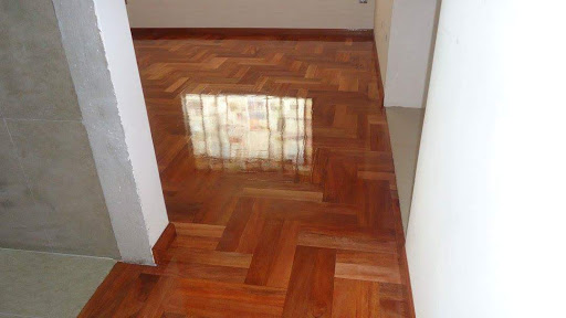 Wood Floor Moros