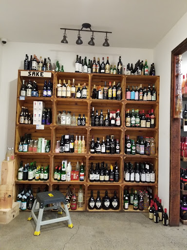 Liquor Store «B&S WINE AND SPIRITS», reviews and photos, 152 Wyckoff Ave, Brooklyn, NY 11237, USA