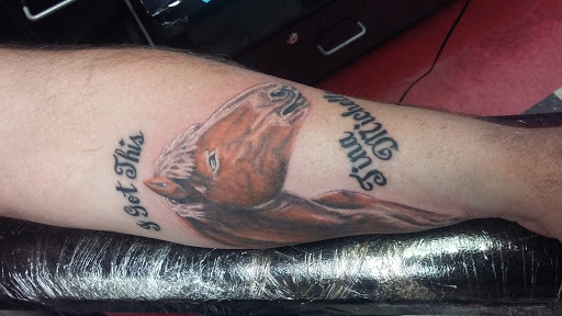 Tattoo Shop «Artistry In Motion», reviews and photos, 230 E Walnut St, North Vernon, IN 47265, USA