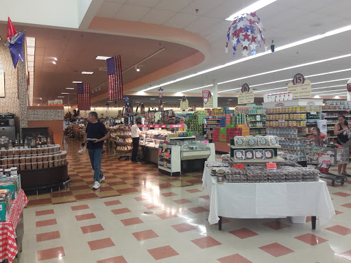 Grocery Store «Market Basket», reviews and photos, 352 W Center St, West Bridgewater, MA 02378, USA
