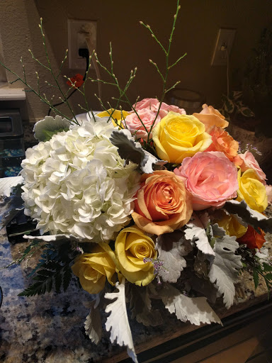 Florist «Lund Buds & Blooms», reviews and photos, 7701 S Hosmer St Suite C, Tacoma, WA 98408, USA
