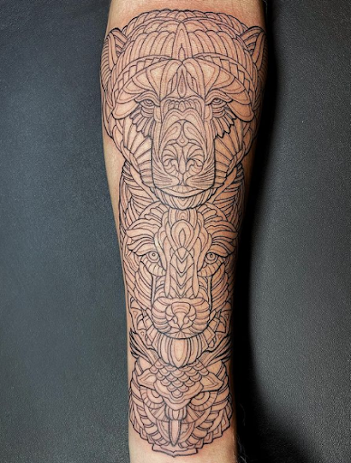 Explore tattoo shop names ideas, creative tattoo ideas in Brooklyn, available at Queen of Crowns Tattoo
