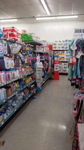 Dollar Store «FAMILY DOLLAR», reviews and photos, 15930 S Wood St, Harvey, IL 60426, USA