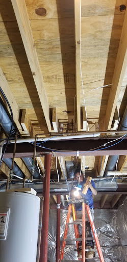 Grocery Store «Corner Store At Old Tavern», reviews and photos, 5090 Old Tavern Rd, The Plains, VA 20198, USA