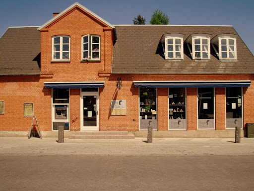 Form & Frisør/ Jeanett Jensen in Glumsø, Næstved