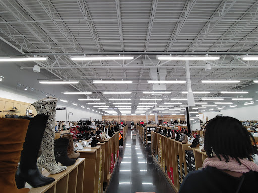 Shoe Store «DSW Designer Shoe Warehouse», reviews and photos, 2201 S Interstate 35 E, Denton, TX 76205, USA