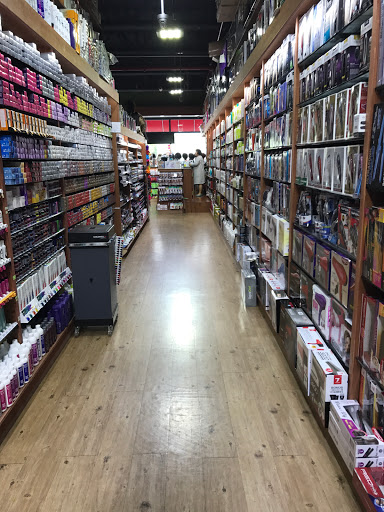 Beauty Supply Store «Kudos Beauty Supply», reviews and photos, 815 Hutchinson River Pkwy #787, Bronx, NY 11040, USA
