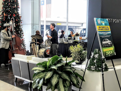 Lincoln Mercury Dealer «West Point Lincoln», reviews and photos, 11666 Katy Fwy, Houston, TX 77043, USA