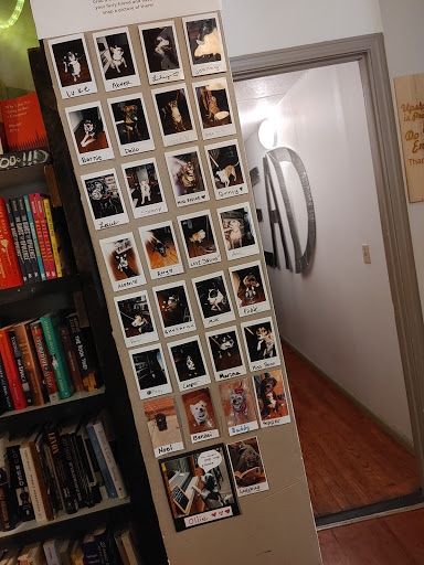 Book Store «Roebling Point Books & Coffee», reviews and photos, 306 Greenup St, Covington, KY 41011, USA