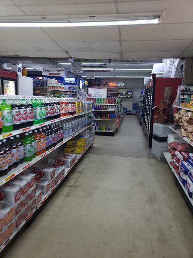 Grocery Store «Pickwick Supermarket», reviews and photos, 11208 TN-57, Counce, TN 38326, USA