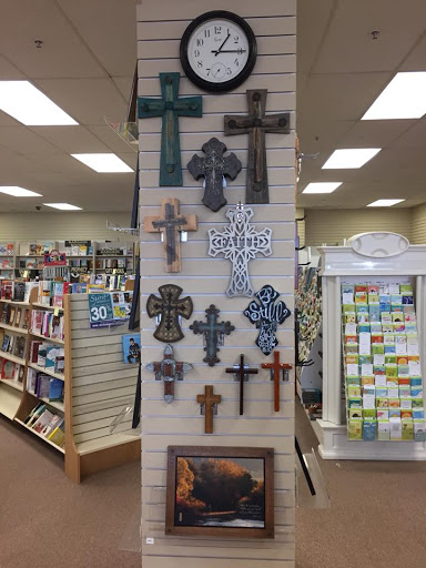 Christian Book Store «Rainbow West», reviews and photos, 831 Lancaster Dr NE, Salem, OR 97301, USA