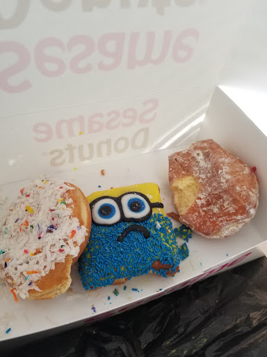 Donut Shop «Sesame Donuts - Scholls Ferry», reviews and photos, 12700 SW North Dakota St, Portland, OR 97223, USA