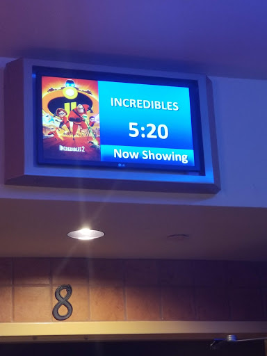 Movie Theater «Regal Cinemas Streets of Indian Lake 16 & IMAX», reviews and photos, 300 Indian Lake Blvd, Hendersonville, TN 37075, USA