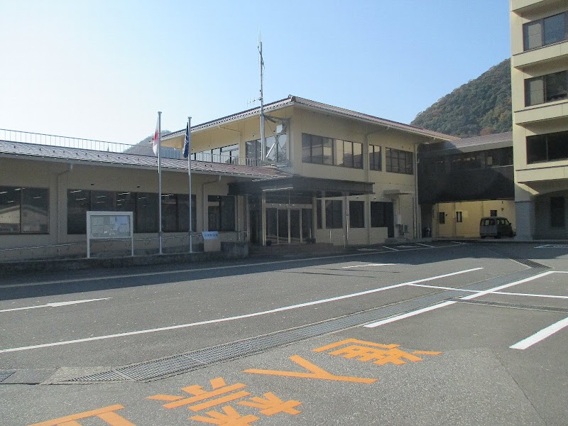 川本町役場