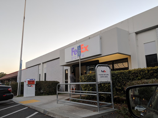 Shipping and Mailing Service «FedEx Ship Center», reviews and photos, 1286 Lawrence Station Rd, Sunnyvale, CA 94089, USA