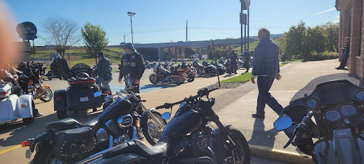 Harley-Davidson Dealer «LaCrosse Area Harley-Davidson», reviews and photos, 1116 Oak Forest Dr, Onalaska, WI 54650, USA