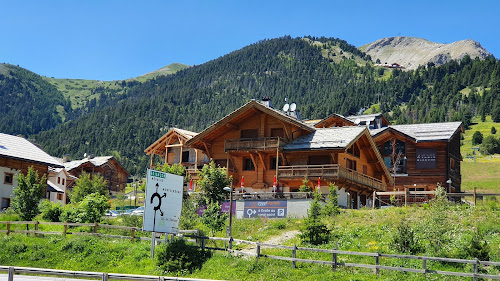 La table blanche à Montgenèvre