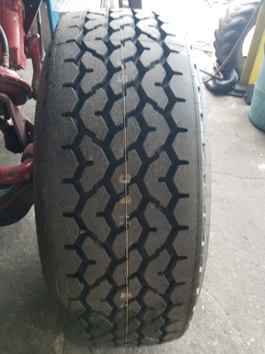 Tire Shop «Big T Tire Pros», reviews and photos, 1109 W Main St, Avon Park, FL 33825, USA