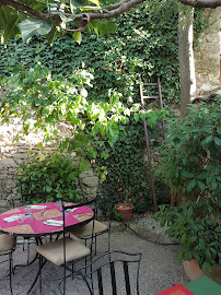 Atmosphère du Restaurant français La Figuiere Fontaine de Vaucluse - n°18