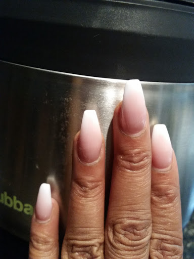 Beauty Salon «Dollface Beauty Salon», reviews and photos, 12123 Blue Ridge Blvd c, Grandview, MO 64030, USA