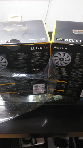 Computer Repair Service «US Tech Shop - Computer and Cell Phone Repair», reviews and photos, 1109 N Federal Hwy #1, Hollywood, FL 33020, USA