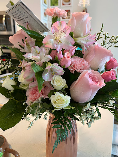 Florist «Moates Florist», reviews and photos, 5034 N Nebraska Ave, Tampa, FL 33603, USA