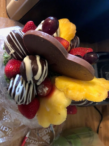 Gift Shop «Edible Arrangements», reviews and photos, 8200 Mall Pkwy #175B, Lithonia, GA 30038, USA