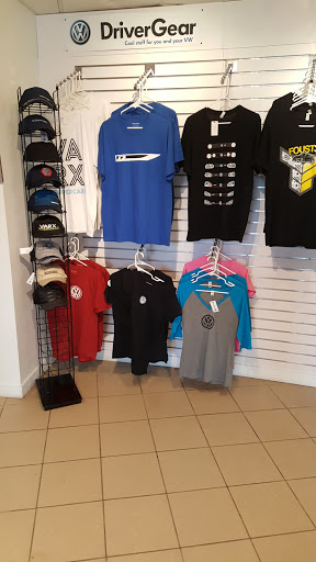 Volkswagen Dealer «Pignataro Volkswagen», reviews and photos, 10633 Evergreen Way, Everett, WA 98204, USA