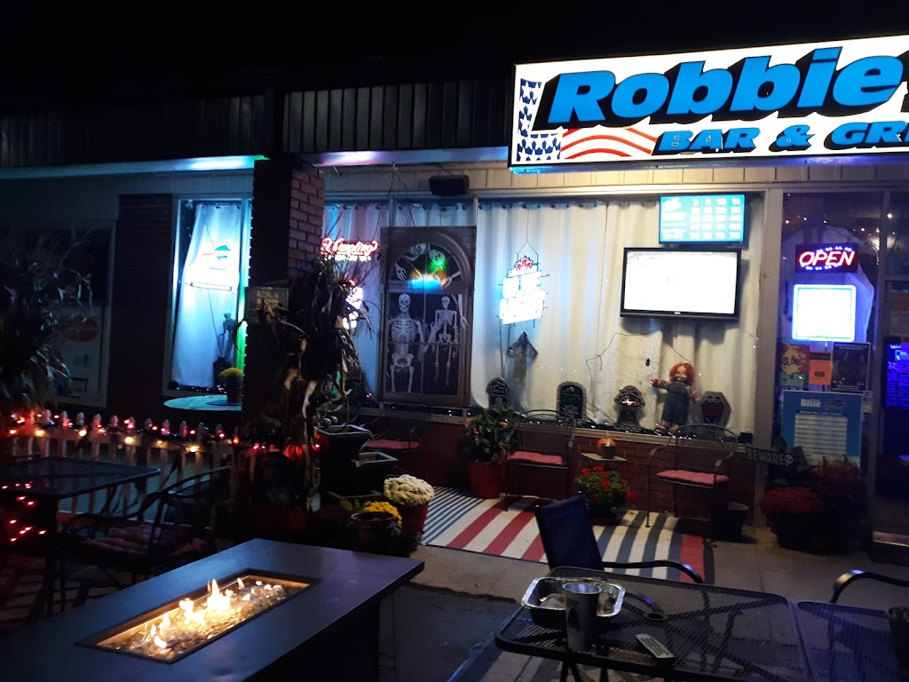 Robbie's Bar and Grill 14468