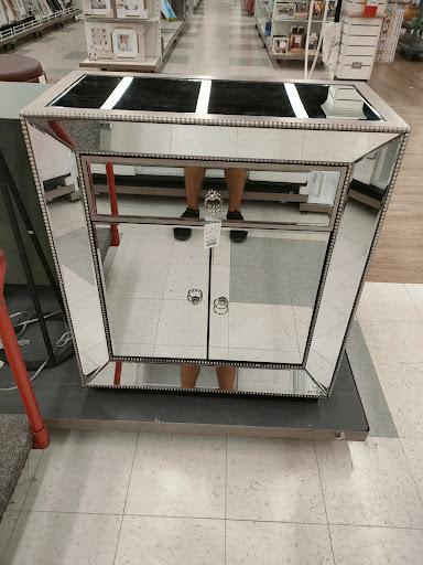 Department Store «T.J. Maxx and HomeGoods», reviews and photos, 7349 Lemont Rd, Downers Grove, IL 60516, USA