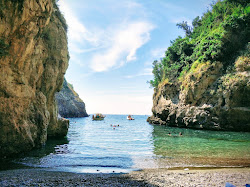 Foto von Spiaggia Fiordo di Crapolla befindet sich in natürlicher umgebung