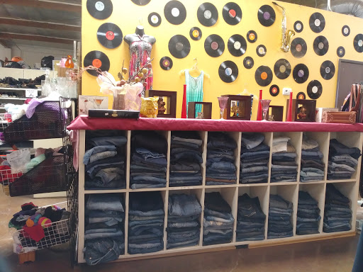 Thrift Store «Discovered Treasures Thrift Store», reviews and photos, 20425 Valley Blvd, Walnut, CA 91789, USA