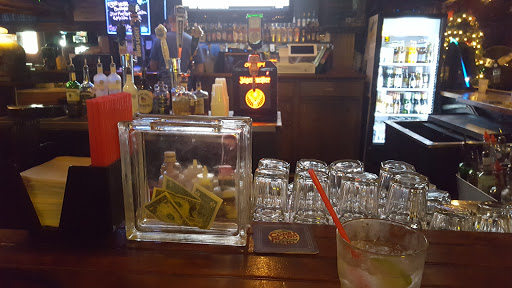 Bar «Tonic Bar», reviews and photos, 5500 Babcock Rd #117, San Antonio, TX 78240, USA