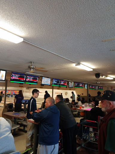 Bowling Alley «Chalet Bowl & 26th Street Cafe», reviews and photos, 3806 N 26th St, Tacoma, WA 98407, USA