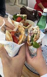 Photo n°9 de Gyraya - Restaurant Grec - Montpellier Ecusson à Montpellier ()