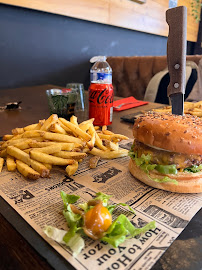 Hamburger du Restaurant Jungle Kitchen à Saint-Ouen-sur-Seine - n°11