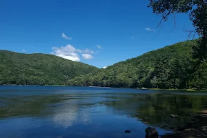 Lac Hertel image