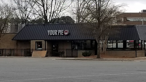 Shopping Mall «Cary Village Square Shopping Center», reviews and photos, 657 Cary Towne Blvd, Cary, NC 27511, USA