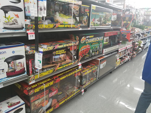 Pet Supply Store «Pet Supplies Plus», reviews and photos, 702 W Northland Ave, Appleton, WI 54914, USA