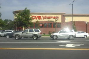 CVS Pharmacy y más image