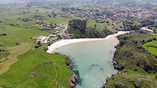 Plage de Poo