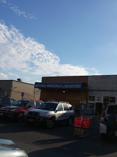 Discount Store «National Wholesale Liquidators», reviews and photos, 7101 Kissena Blvd, Flushing, NY 11367, USA