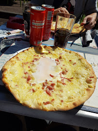 Plats et boissons du Pizzeria La Pizza du Lac à Géraudot - n°19