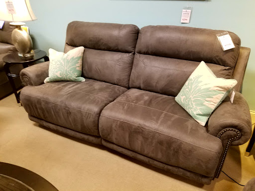 Furniture Store «Fashion Furniture», reviews and photos, 255 W El Paso Ave, Fresno, CA 93711, USA